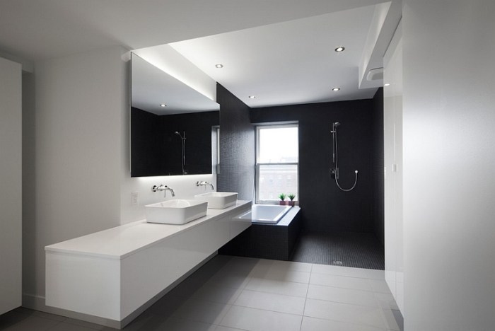 Modern black and white bathroom decor